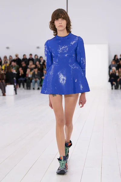 Look 5